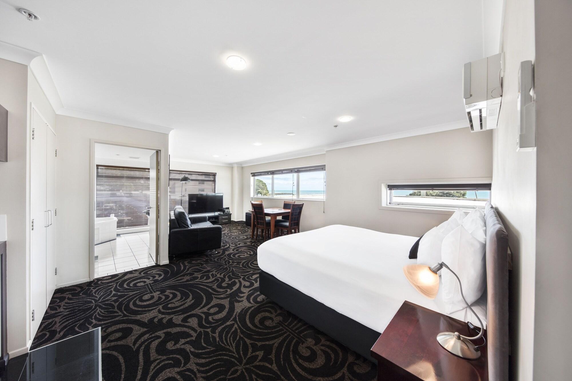 Millennium Hotel New Plymouth, Waterfront Exterior photo