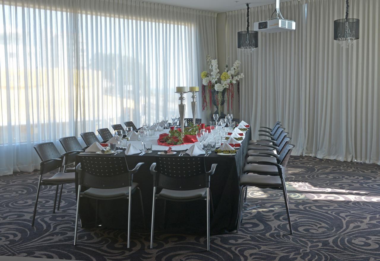 Millennium Hotel New Plymouth, Waterfront Exterior photo